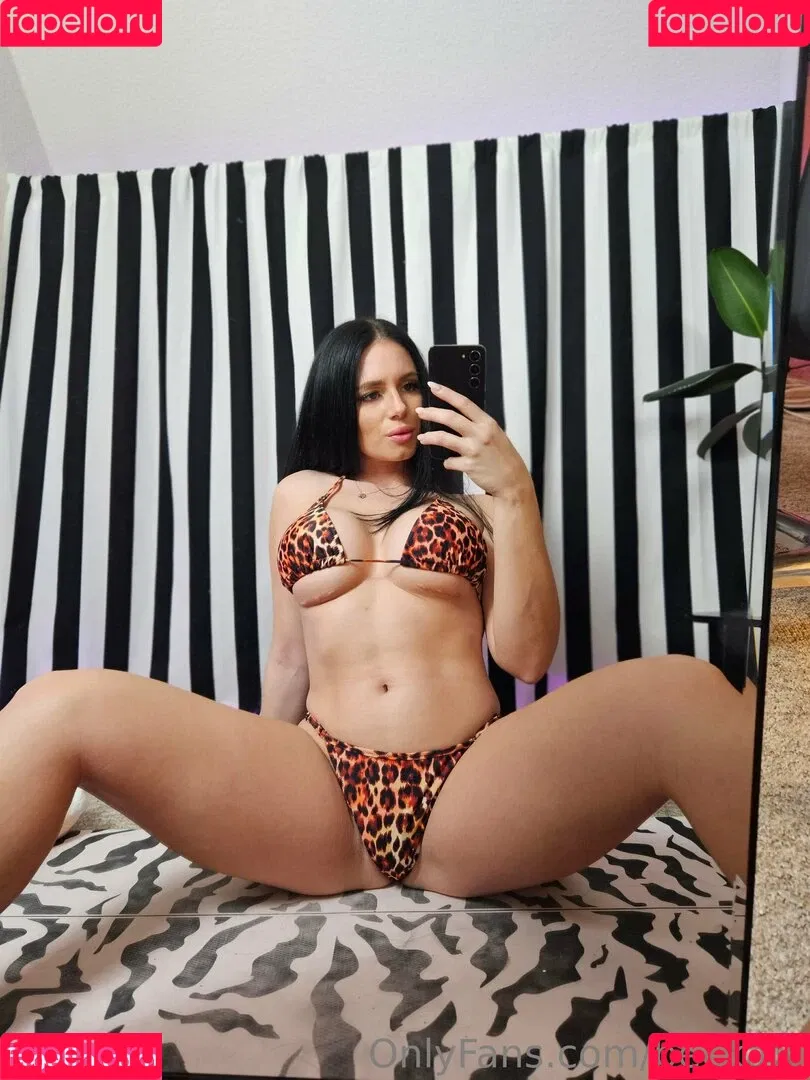 beckatv Onlyfans Photo Gallery 