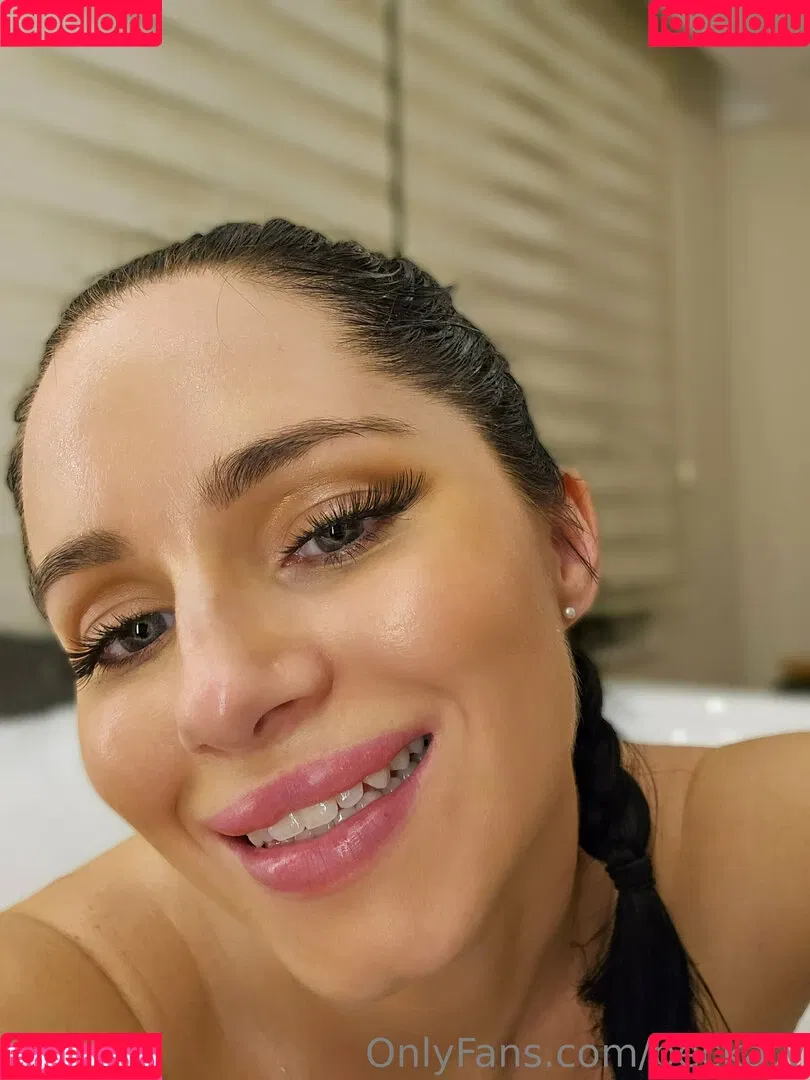 beckatv Onlyfans Photo Gallery 