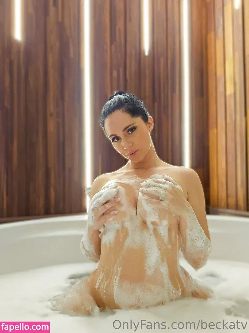 beckatv Onlyfans Photo Gallery 