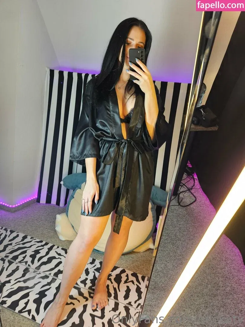 beckatv Onlyfans Photo Gallery 