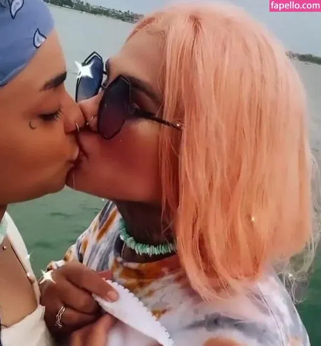 Purtygoth Onlyfans Photo Gallery 