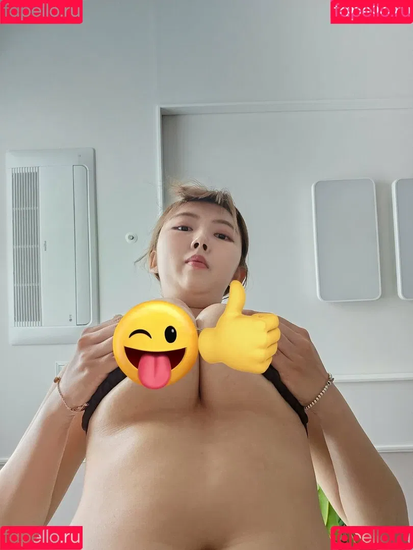 Velvet_7 Onlyfans Photo Gallery 
