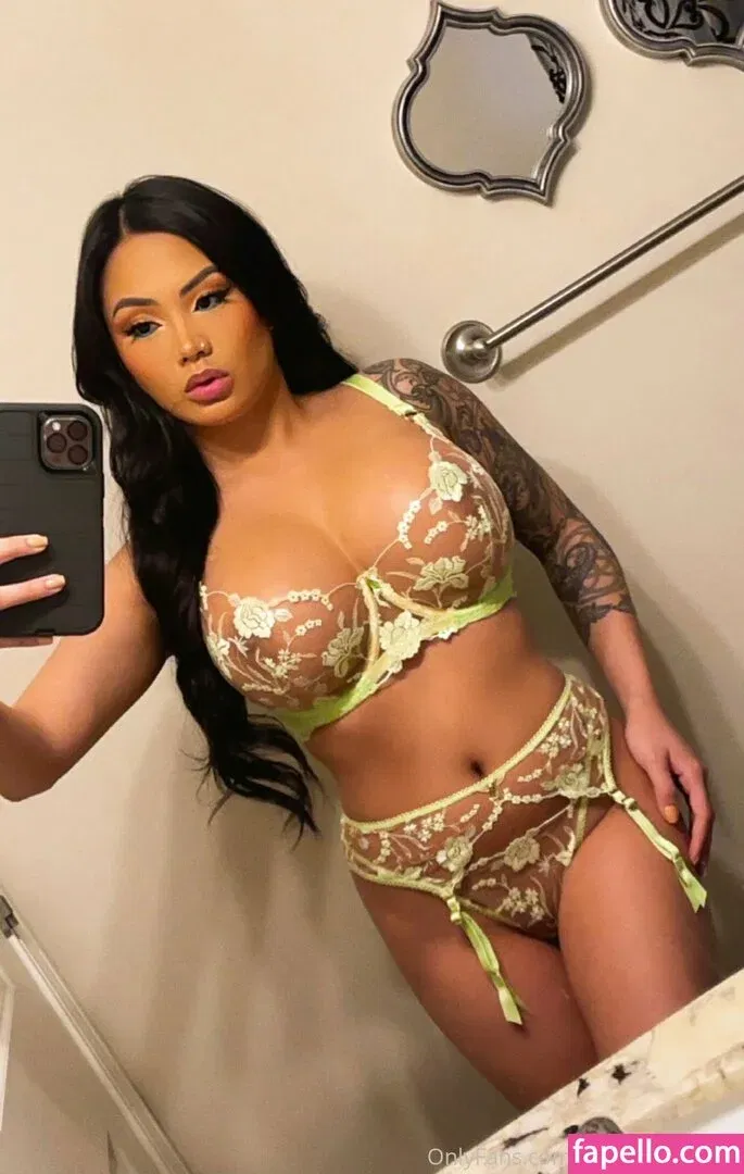 svetavonsavage Onlyfans Photo Gallery 