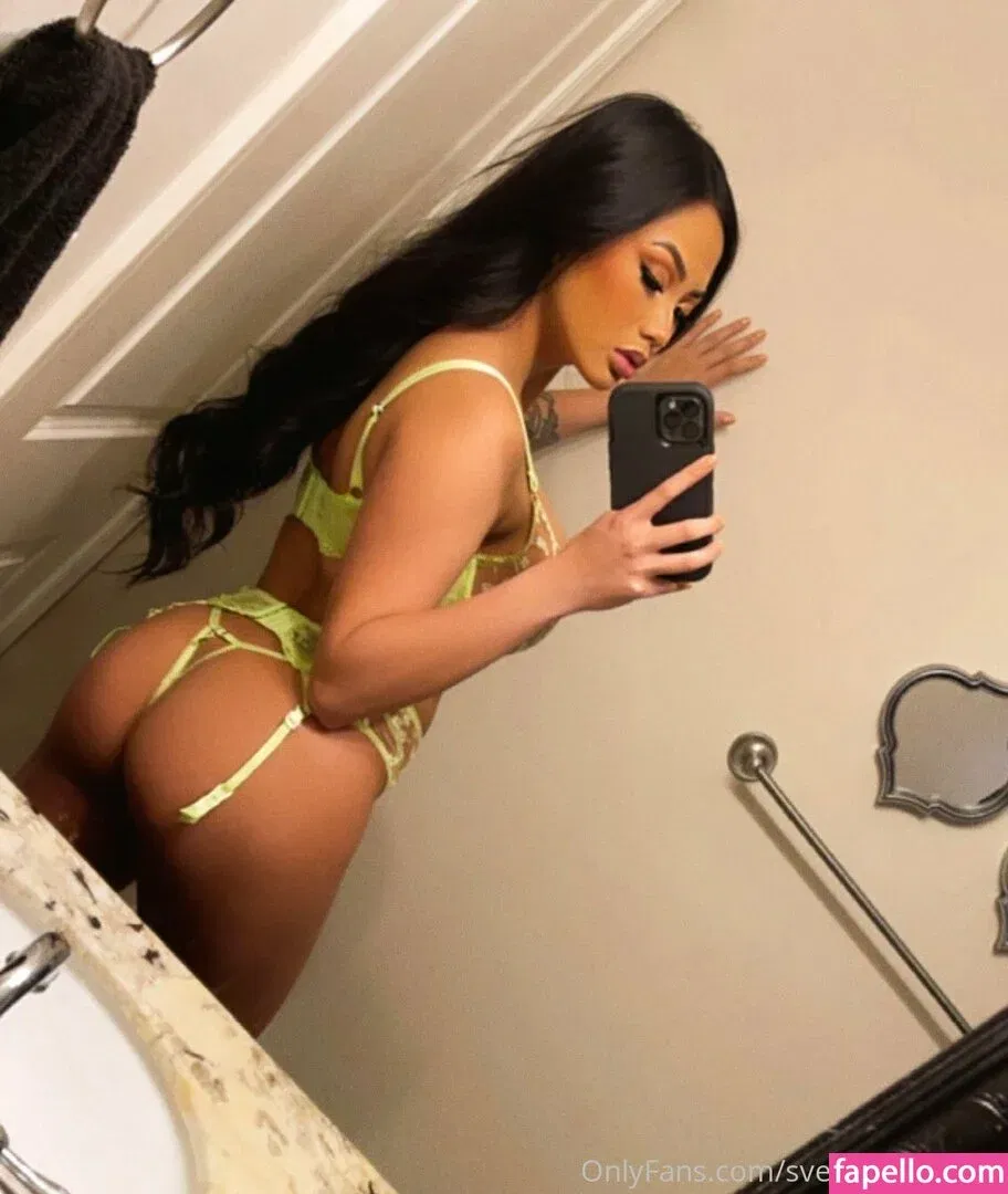 svetavonsavage Onlyfans Photo Gallery 