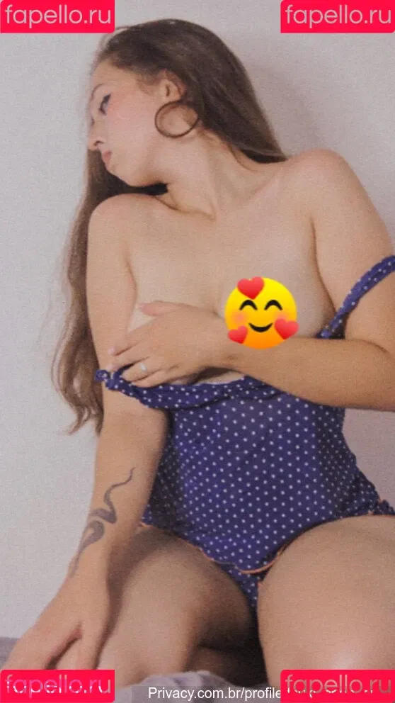 Tsuki Chan Onlyfans Photo Gallery 