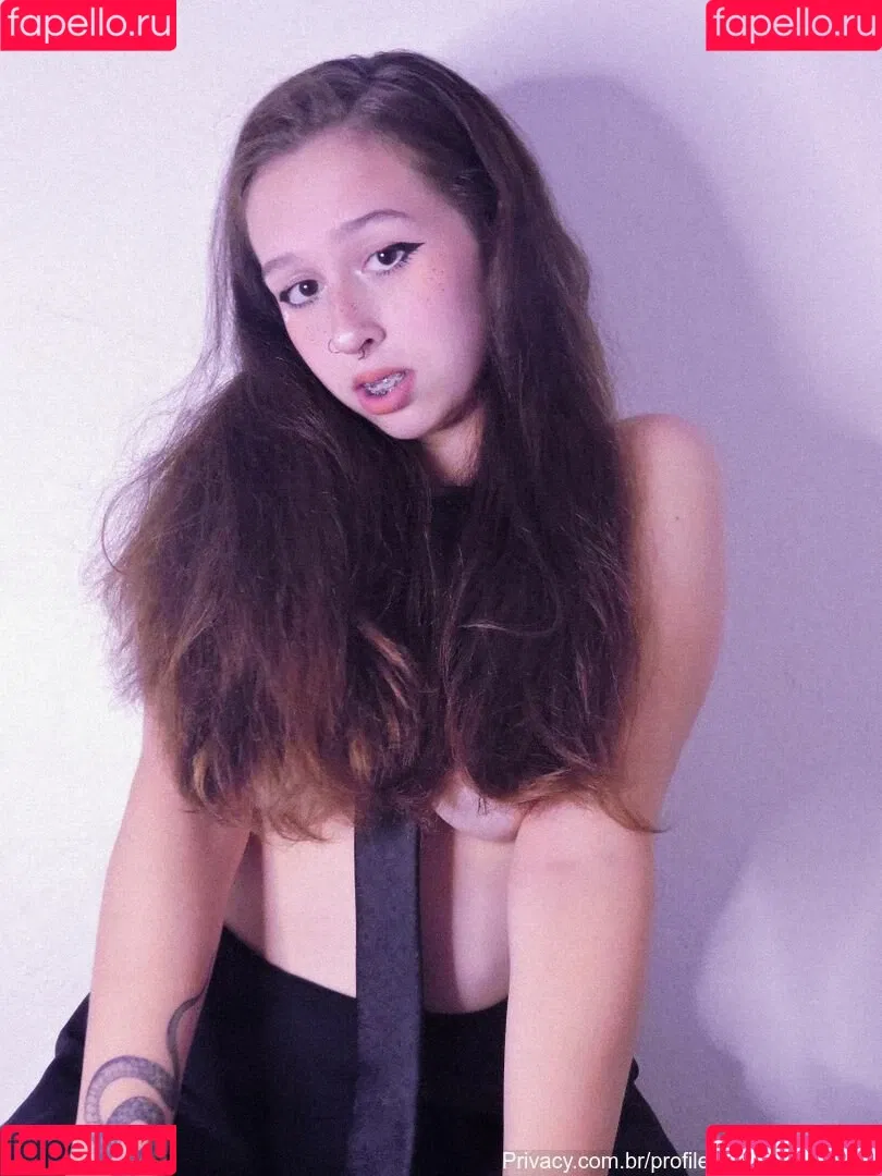 Tsuki Chan Onlyfans Photo Gallery 