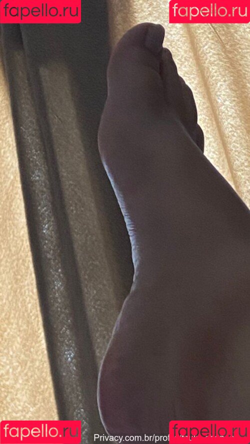 Tsuki Chan Onlyfans Photo Gallery 