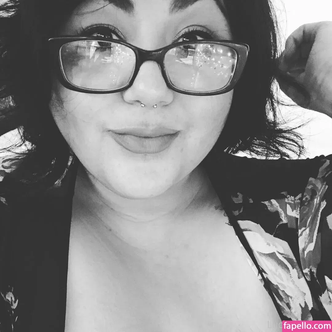 lucklucy Onlyfans Photo Gallery 