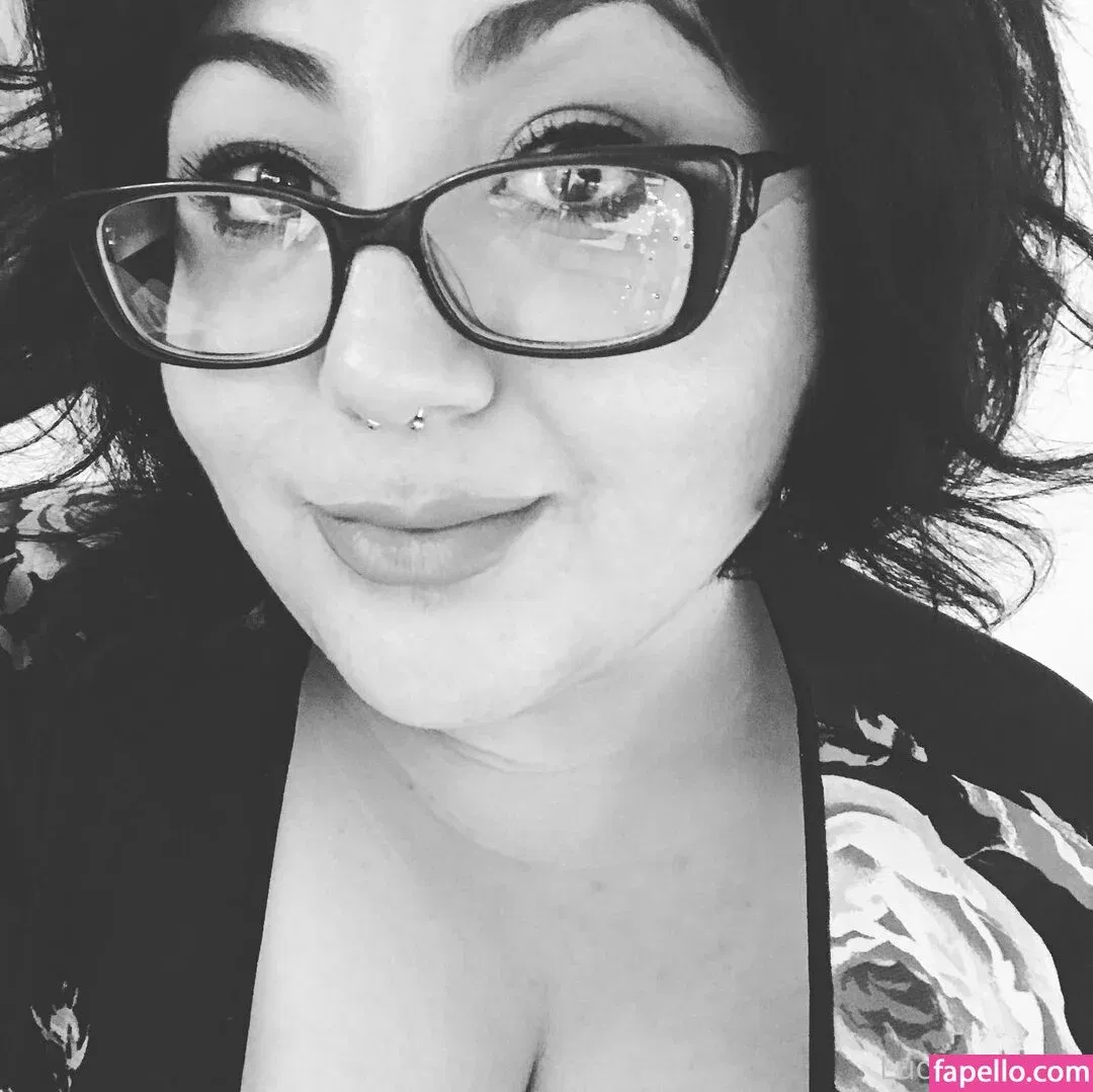 lucklucy Onlyfans Photo Gallery 