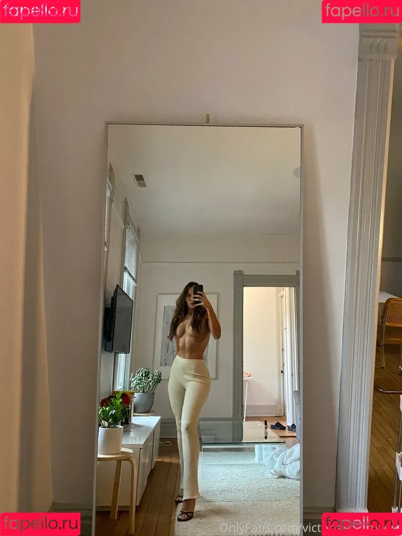 Victoria Lynn Myers Onlyfans Photo Gallery 