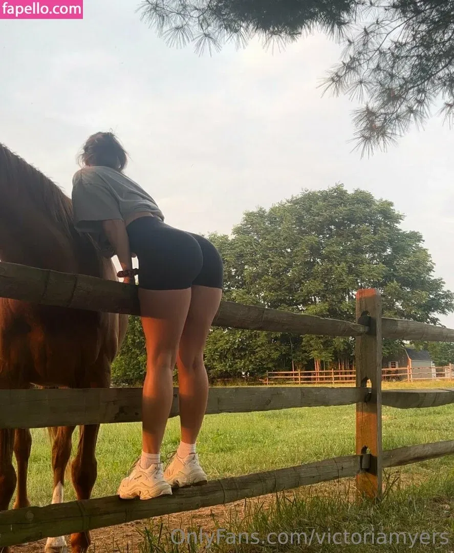 Victoria Lynn Myers Onlyfans Photo Gallery 