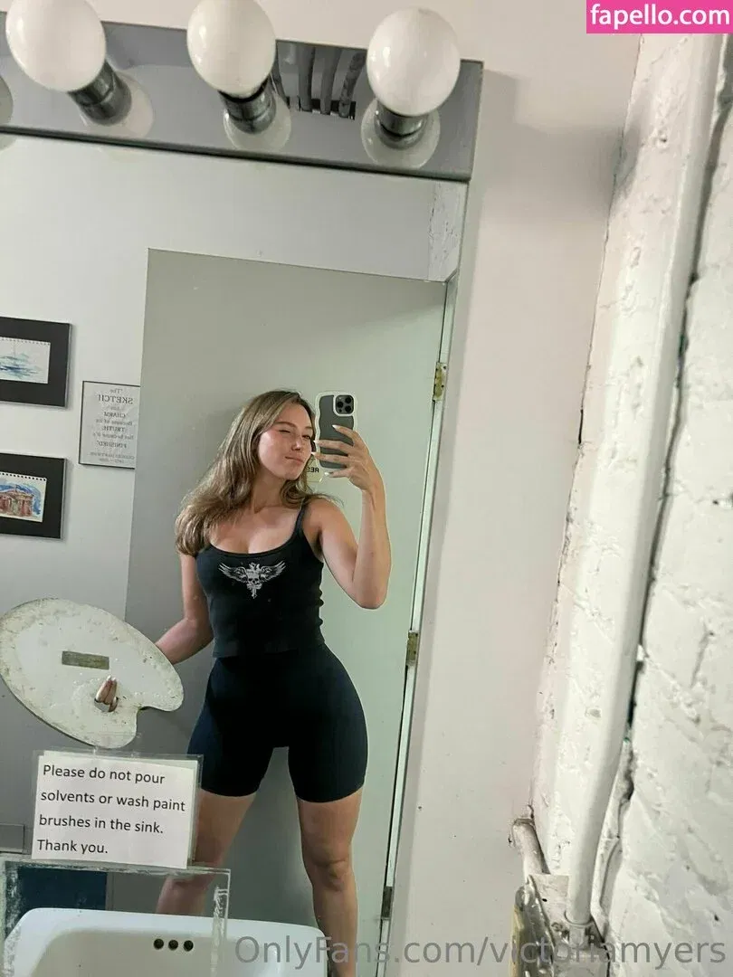 Victoria Lynn Myers Onlyfans Photo Gallery 