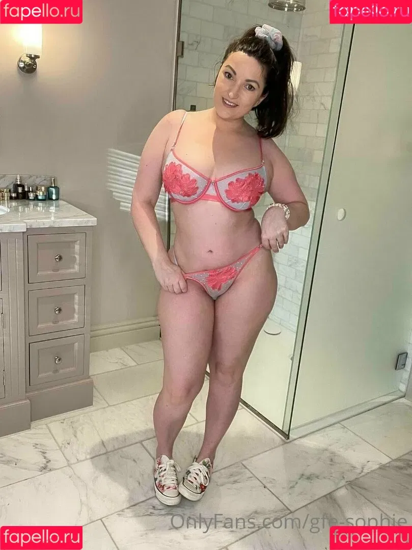 gfe-sophie Onlyfans Photo Gallery 