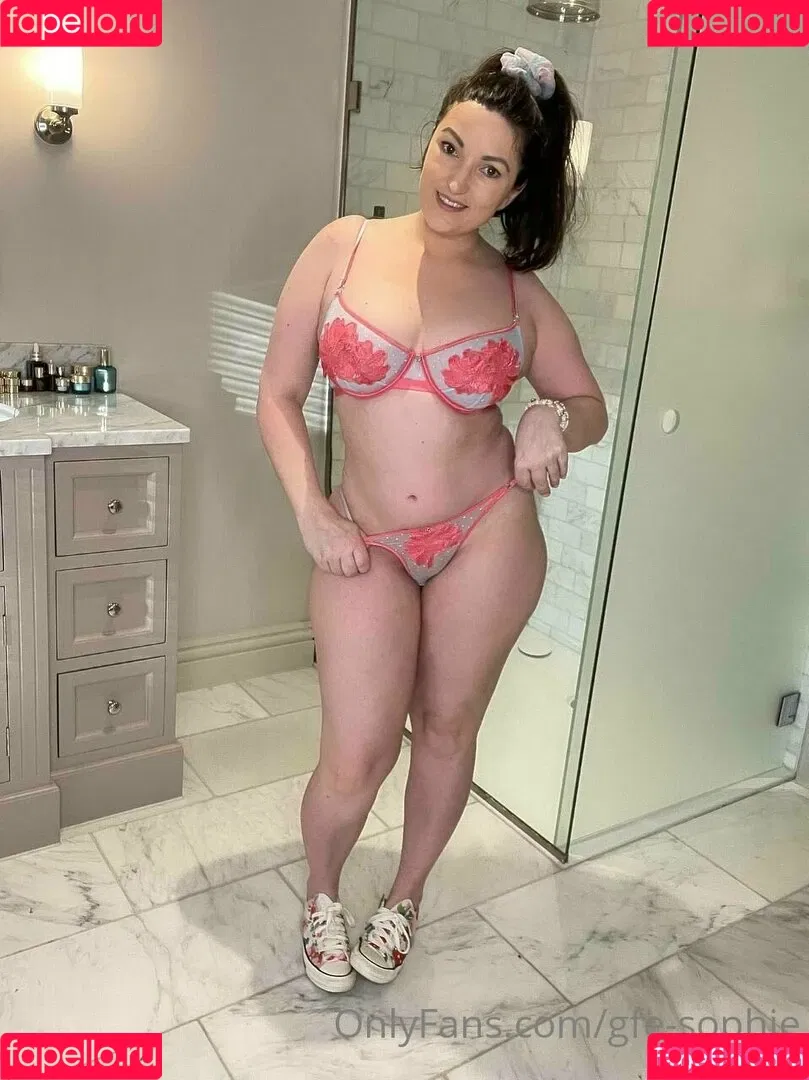 gfe-sophie Onlyfans Photo Gallery 