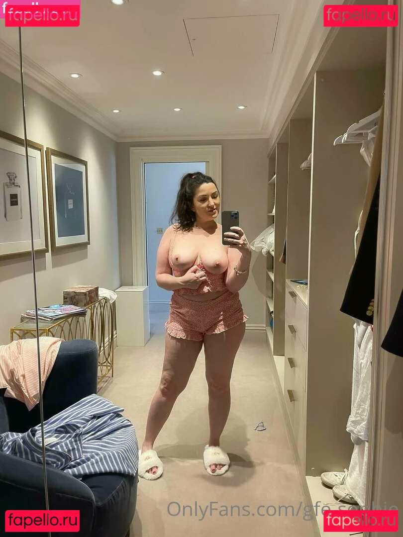 gfe-sophie Onlyfans Photo Gallery 
