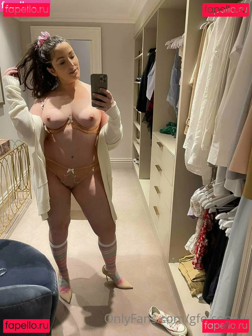 gfe-sophie Onlyfans Photo Gallery 