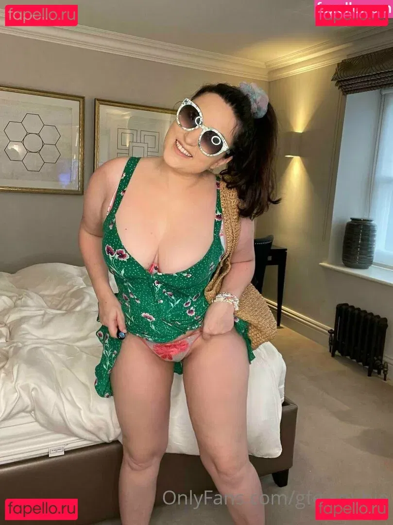gfe-sophie Onlyfans Photo Gallery 