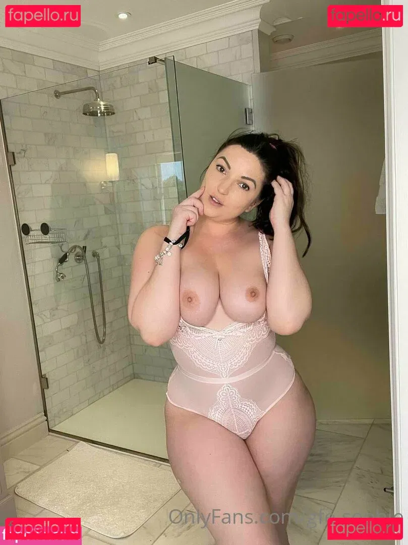 gfe-sophie Onlyfans Photo Gallery 