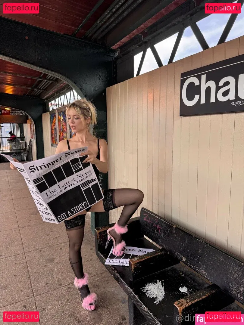 dineydoeslife Onlyfans Photo Gallery 