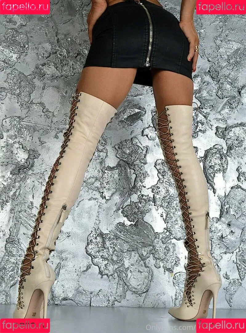 mistresslfatale Onlyfans Photo Gallery 