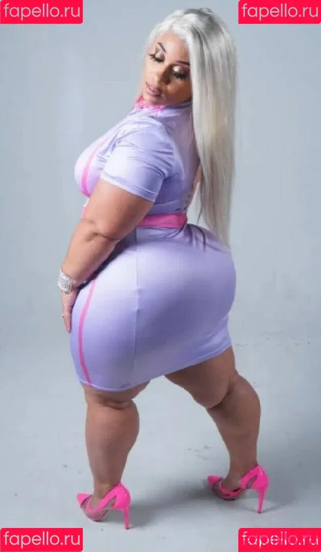 PinkyXXX Onlyfans Photo Gallery 