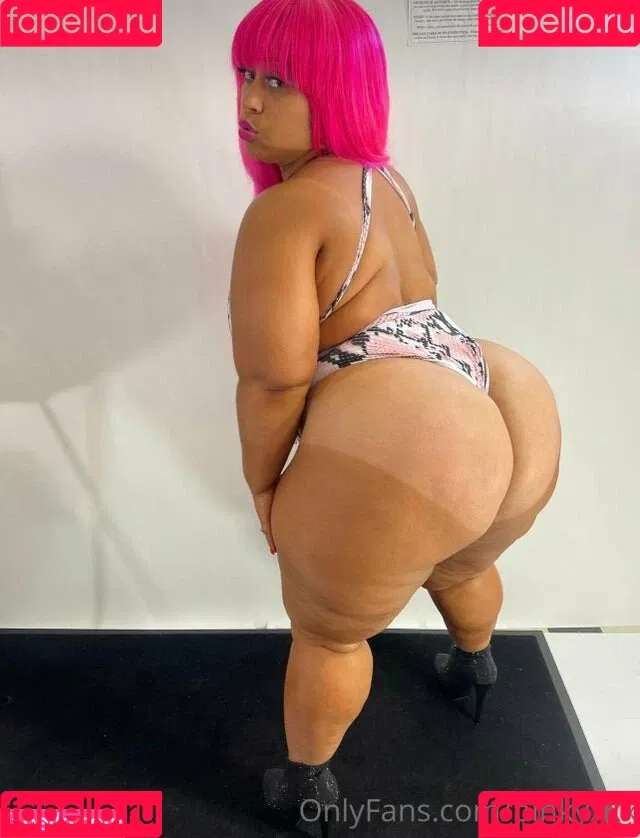 PinkyXXX Onlyfans Photo Gallery 