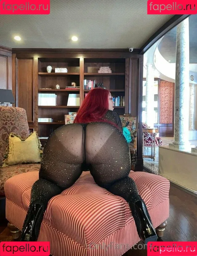 PinkyXXX Onlyfans Photo Gallery 
