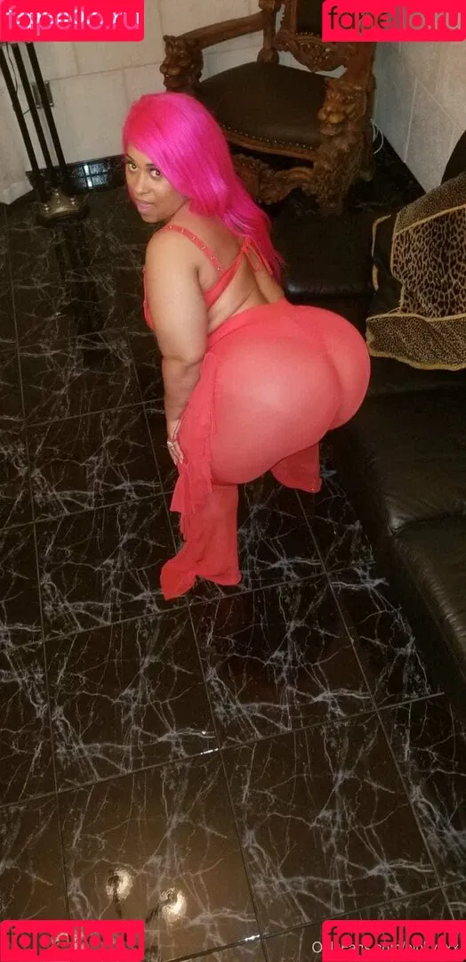 PinkyXXX Onlyfans Photo Gallery 