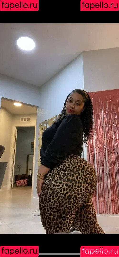 PinkyXXX Onlyfans Photo Gallery 