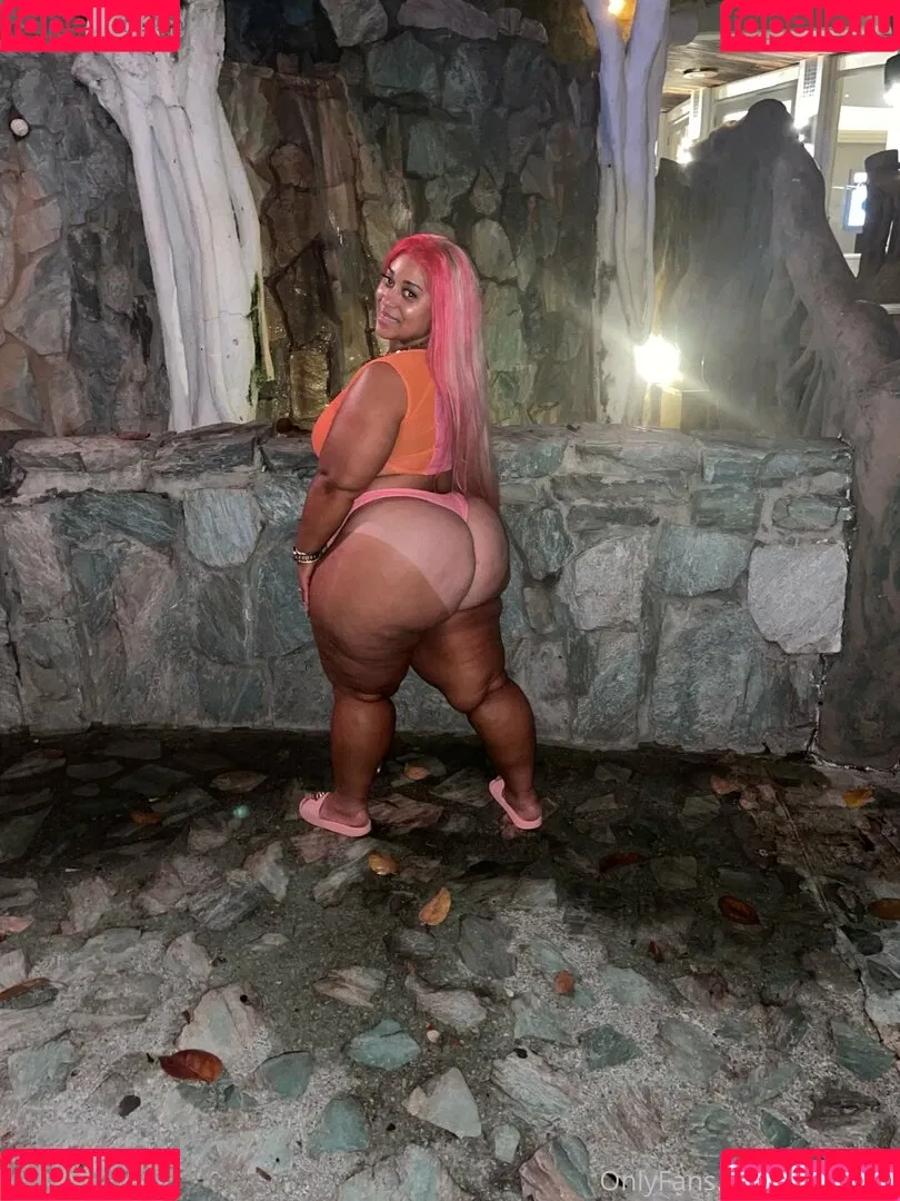 PinkyXXX Onlyfans Photo Gallery 
