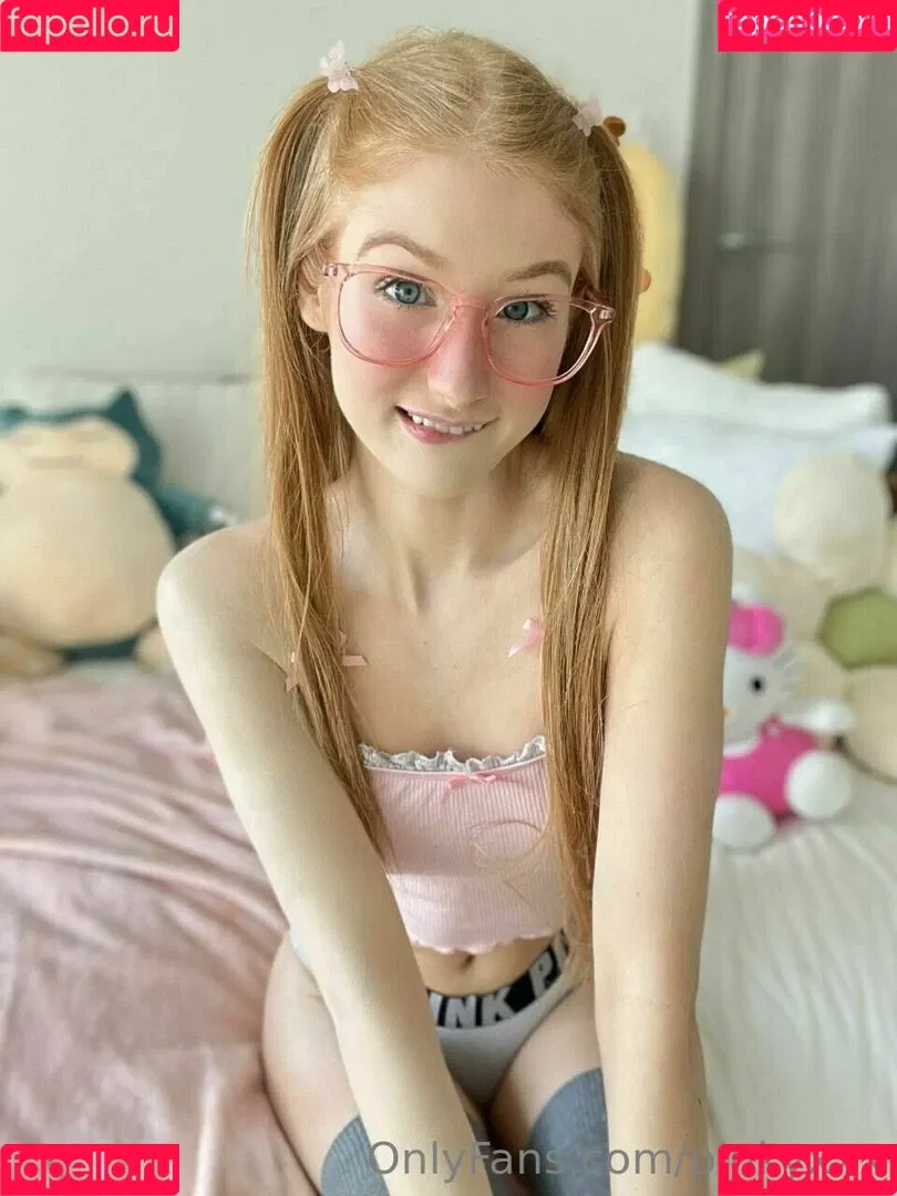 PinkyXXX Onlyfans Photo Gallery 