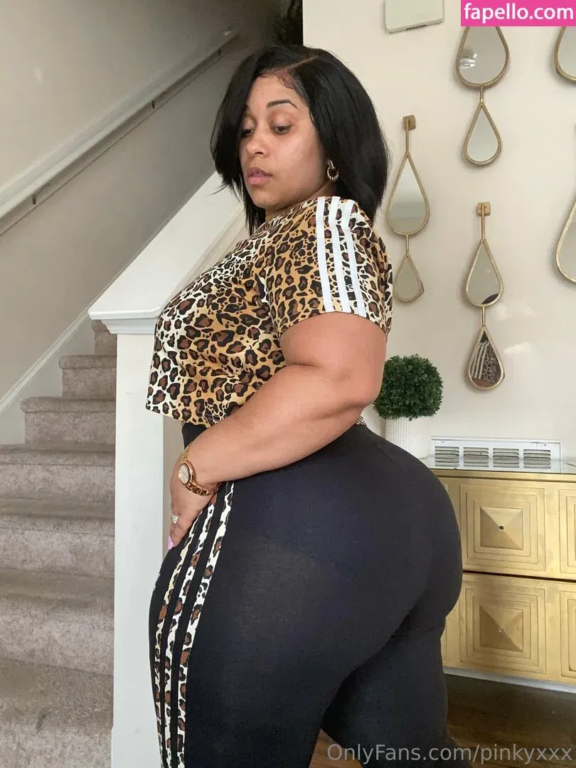 PinkyXXX Onlyfans Photo Gallery 