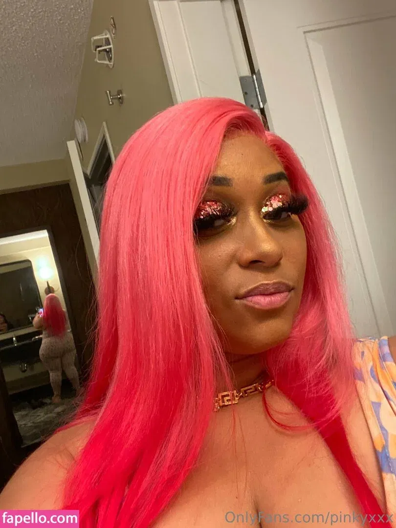 PinkyXXX Onlyfans Photo Gallery 