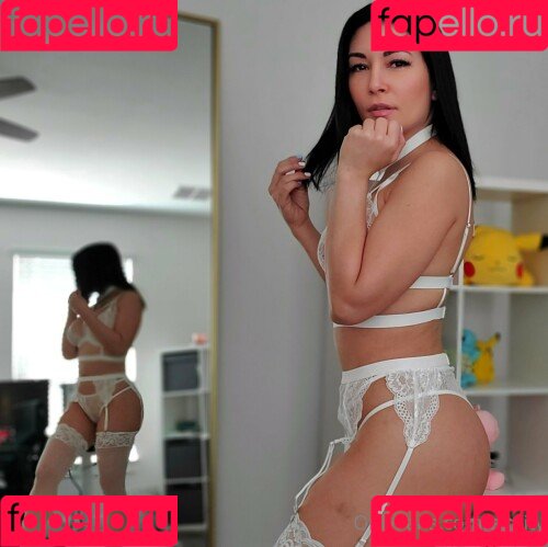 Alinity Feet Onlyfans Photo Gallery 