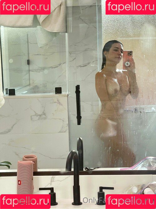 Alinity Feet Onlyfans Photo Gallery 