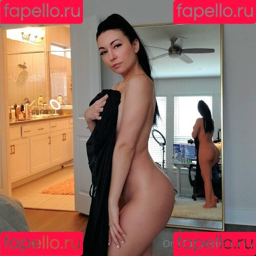 Alinity Feet Onlyfans Photo Gallery 