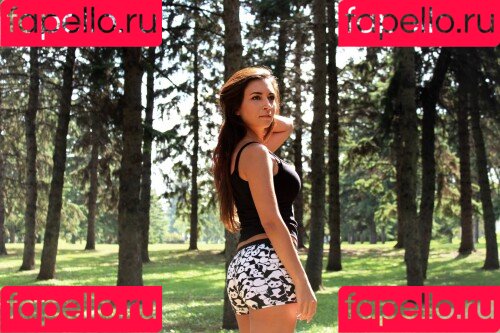 Alinity Feet Onlyfans Photo Gallery 