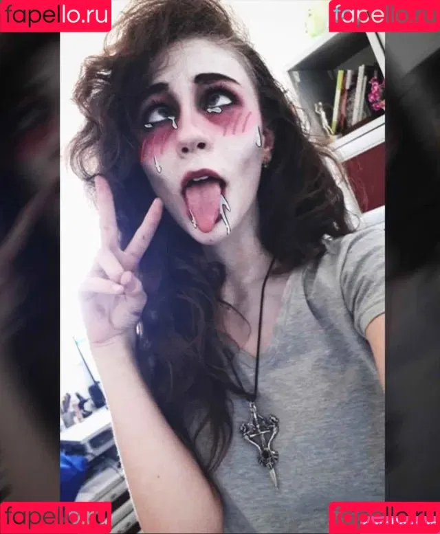 Michal Cosplay Onlyfans Photo Gallery 