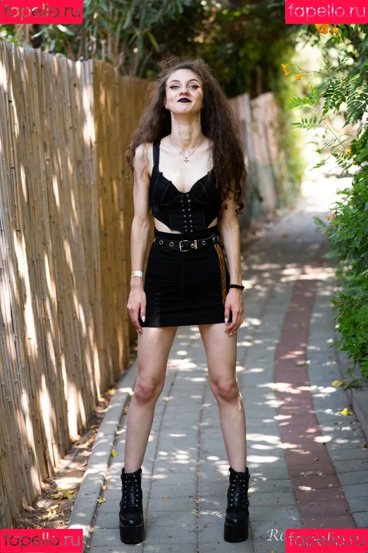 Michal Cosplay Onlyfans Photo Gallery 