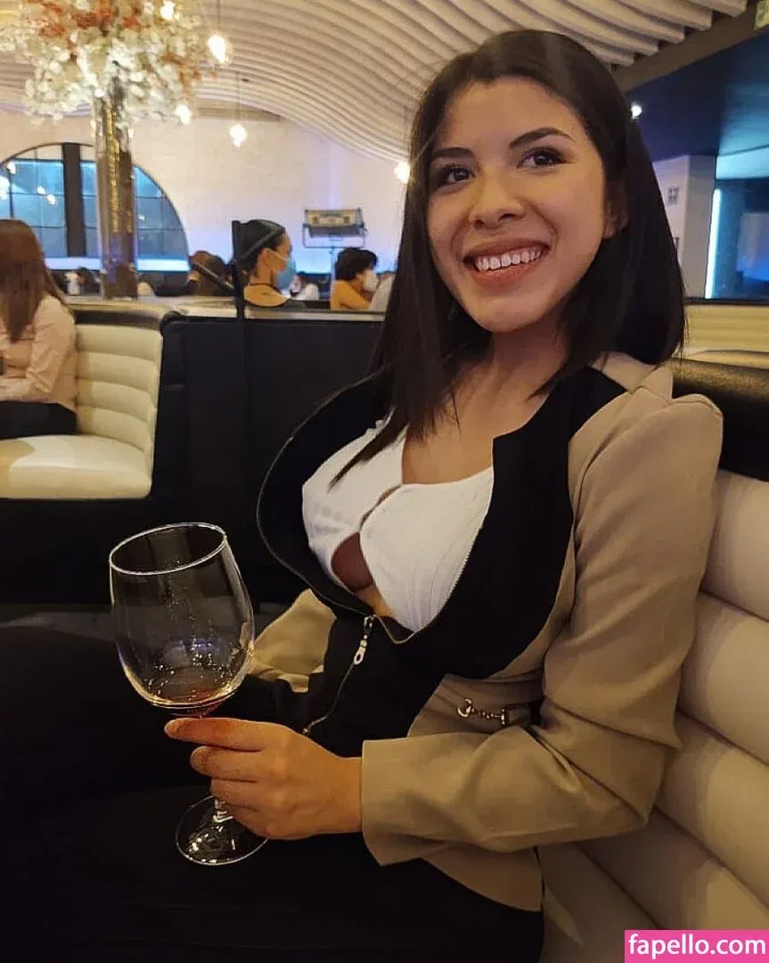 Barbara Cordova Onlyfans Photo Gallery 