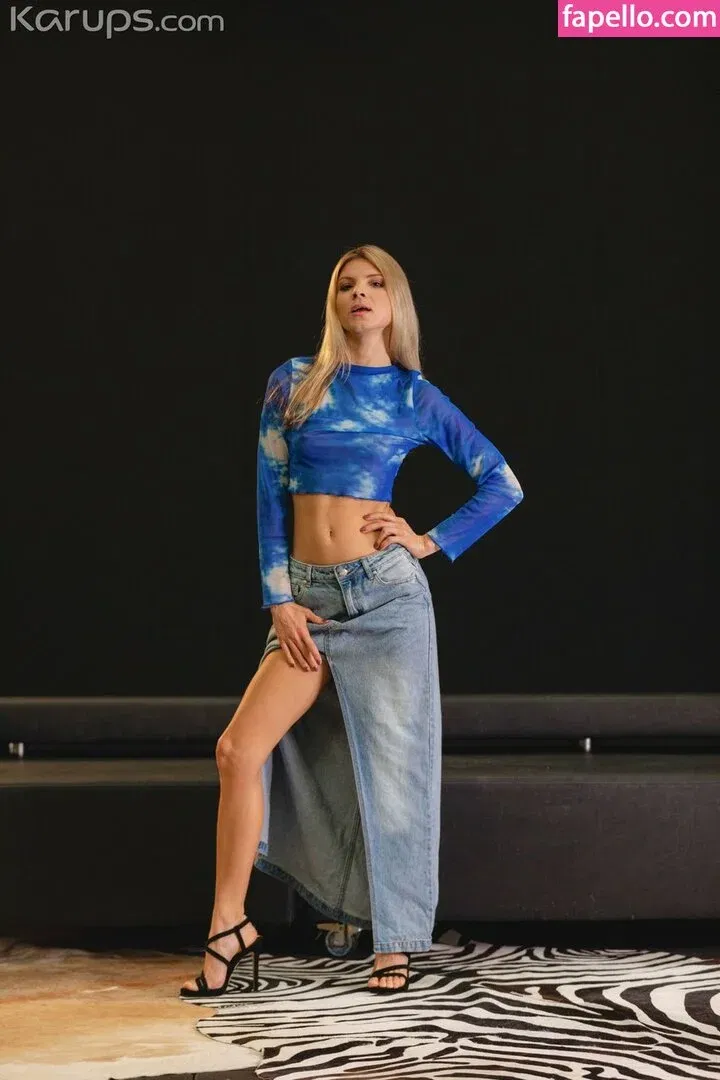 Gina Gerson Onlyfans Photo Gallery 