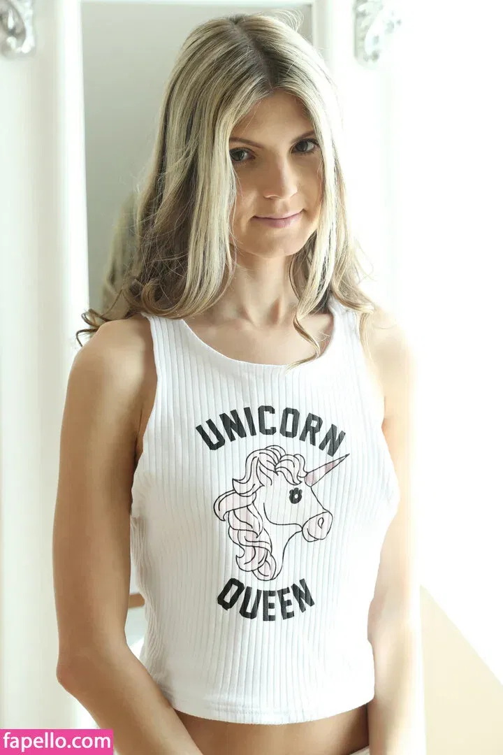 Gina Gerson Onlyfans Photo Gallery 