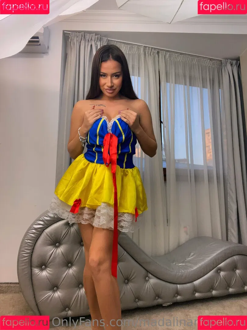 madalinarmocanu Onlyfans Photo Gallery 