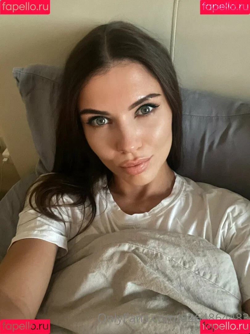 vika_ua Onlyfans Photo Gallery 
