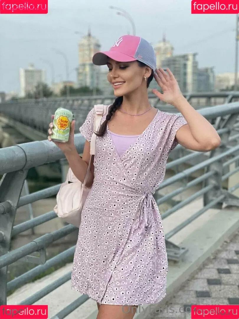 vika_ua Onlyfans Photo Gallery 