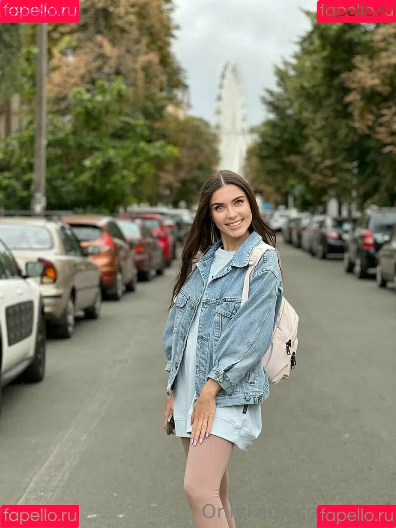 vika_ua Onlyfans Photo Gallery 