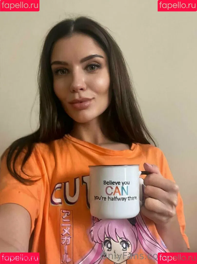 vika_ua Onlyfans Photo Gallery 