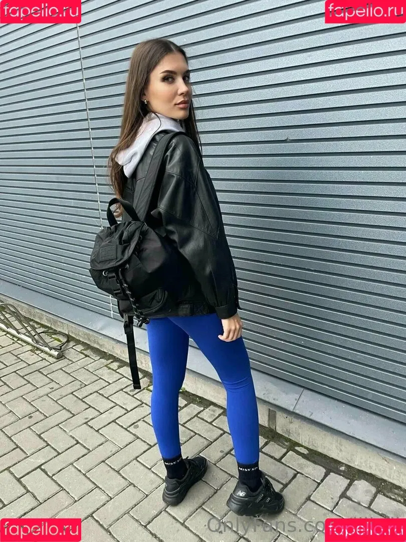 vika_ua Onlyfans Photo Gallery 