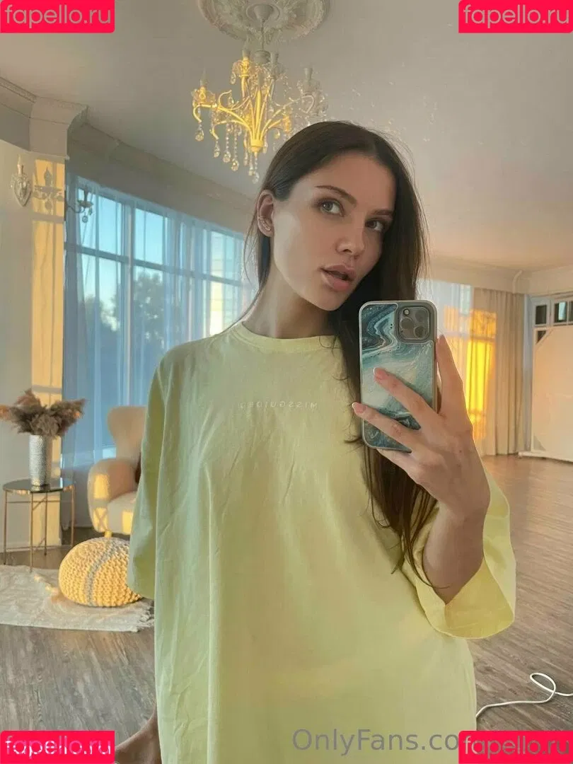 vika_ua Onlyfans Photo Gallery 