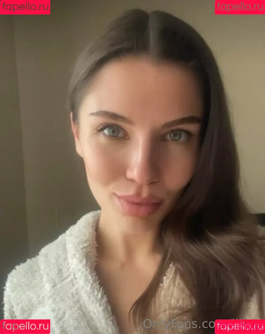 vika_ua Onlyfans Photo Gallery 